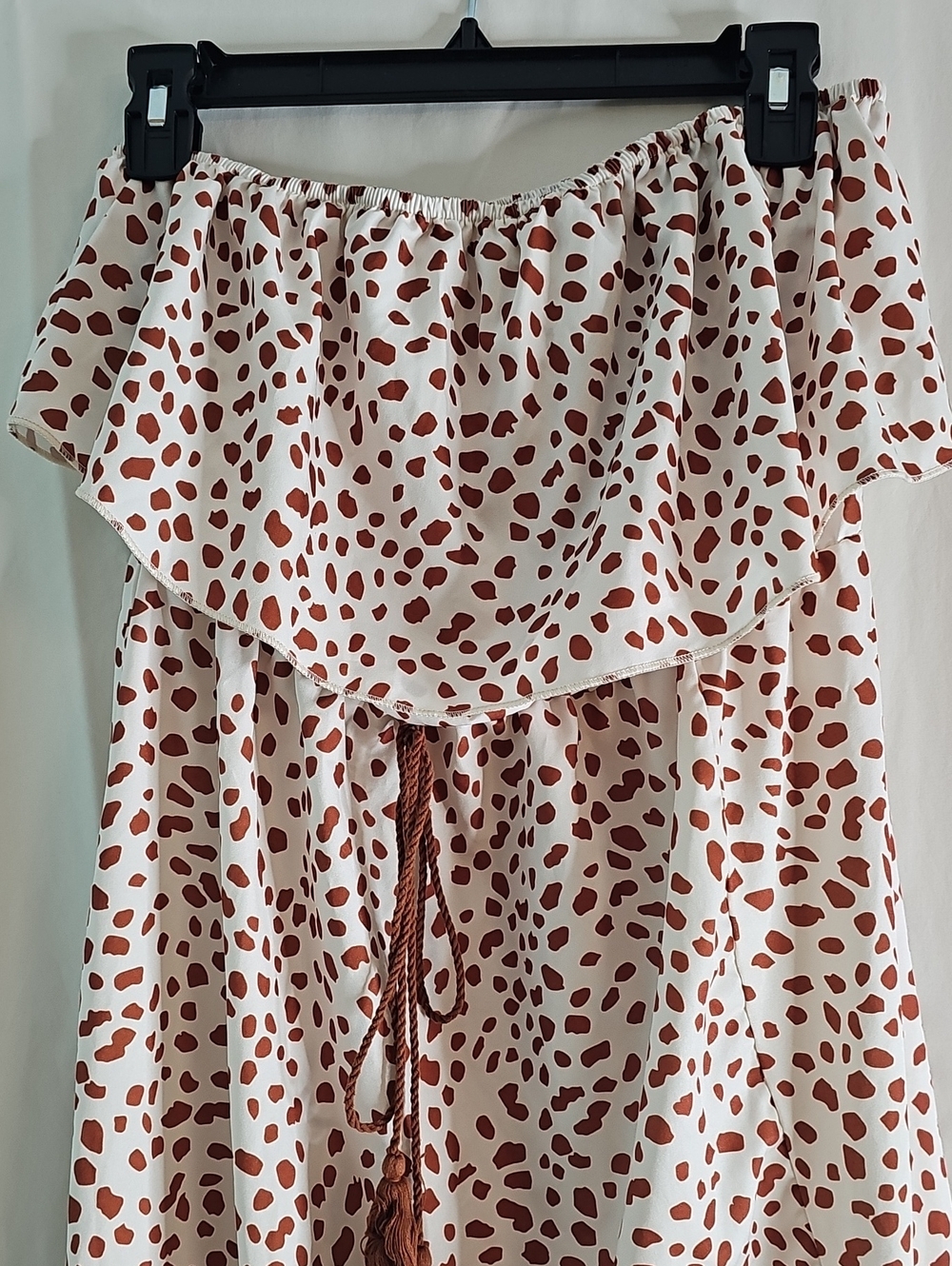 Off-Shoulder Or Strapless Cream Maxi Dress with Brown Spot Print - Picture 2 of 8